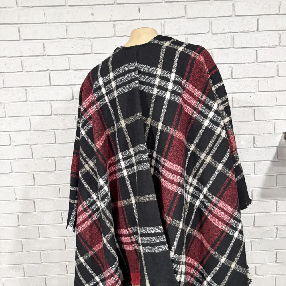 Womens Red Black Plaid Open Front Poncho‎ Wrap Eyelash Fringe Oversized Shawl